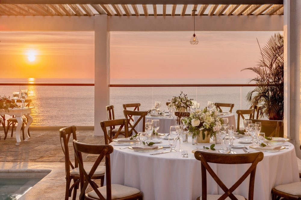 ziva-vallarta-mesa - Frente al Mar