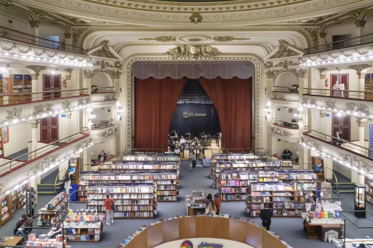 TAL-ateneo-grand-splendid-TODOBUENOSAIRES0823-e027db612cee4e39b72a9d64eac93602-1200x800 - Las 25 mejores cosas para hacer en Buenos Aires, según los locales