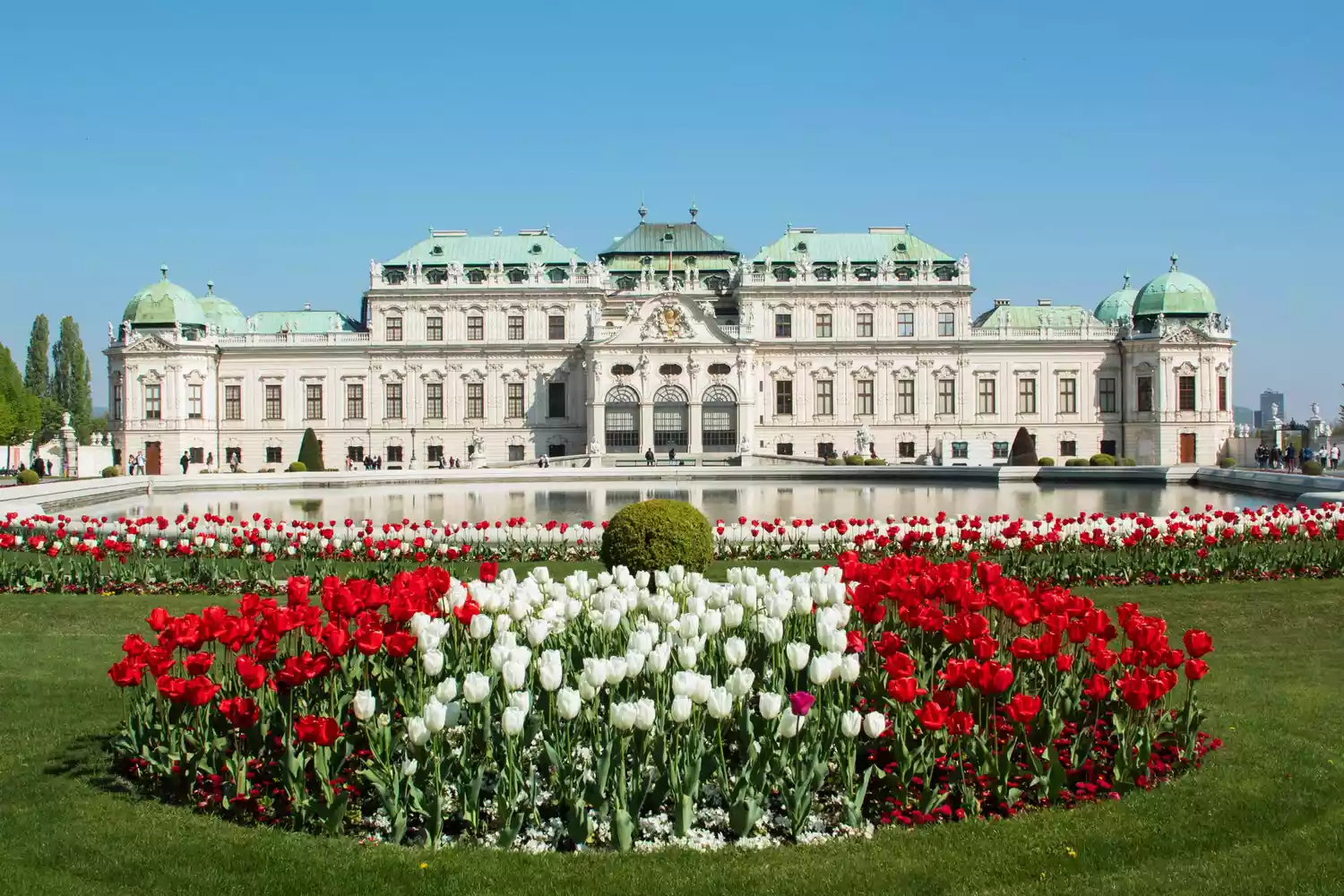 TAL-austria-spring-WHENAUSTRIA0823-8fc53b51c6e645c3adf85c76ba45ea04 - Las mejores épocas para visitar Austria… según los austriacos