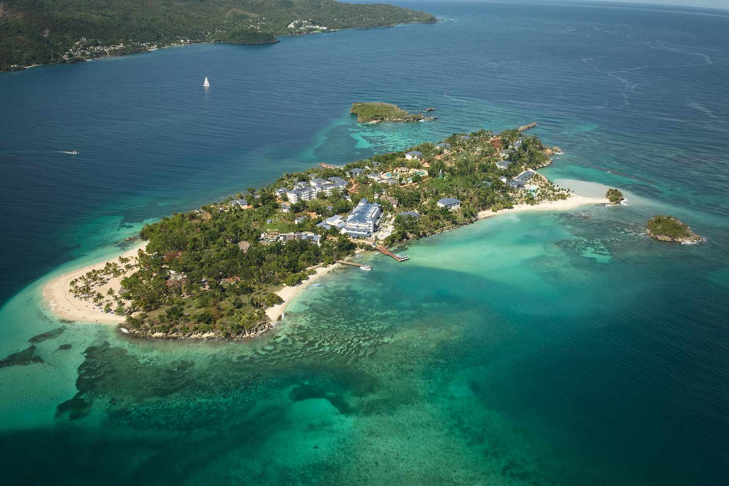 Este lujoso resort todo incluido acaba de abrir en una isla caribeña poco conocida, con precios inferiores a $500 la noche