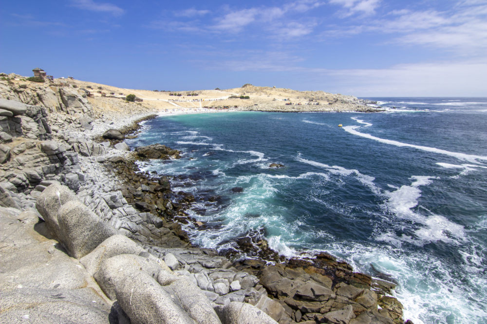 la-virgen-playas-sudamerica1-1000x667 - 4 playas de Sudamérica a las que te va a costar llegar -ni hablar partir-