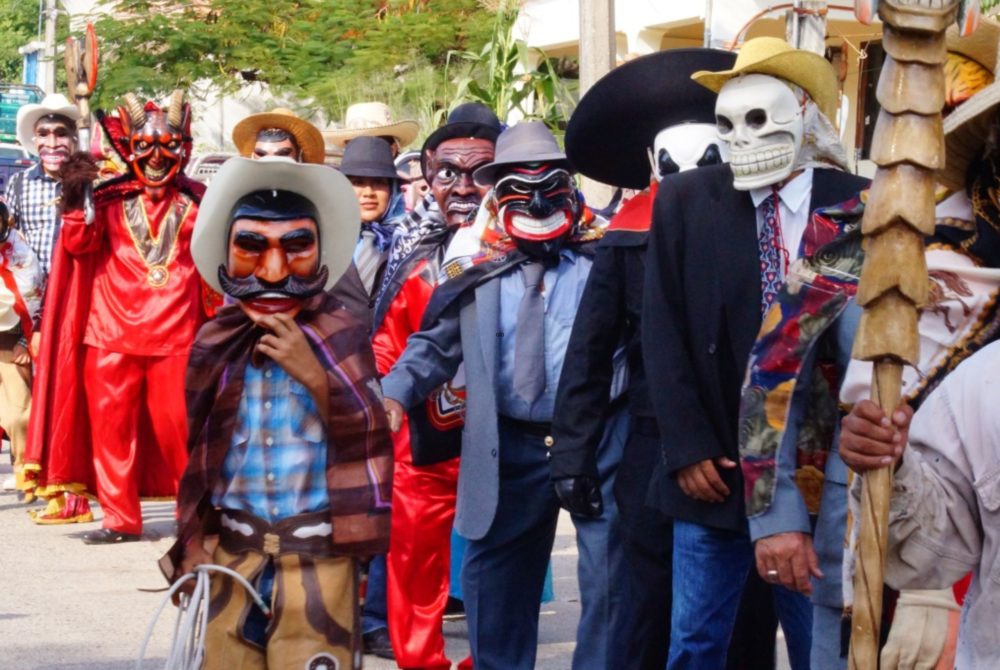 xantolo-1000x670 - 5 destinos para celebrar el Día de Muertos en México 