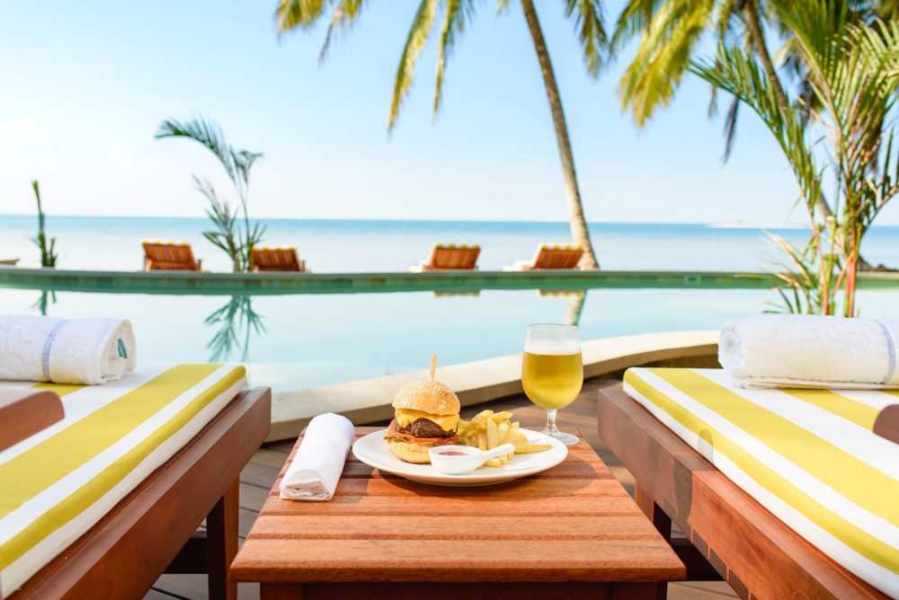 Calala_Island_02-1000x668 - 5 islas inesperadas donde a todos nos gustaría naufragar