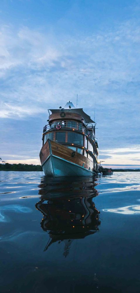 Crucero-AMAZONAS-1-478x1000 - Cruceros de lujo para recibir el 2024 en altamar