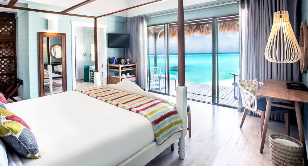 anantara_medjumbe_island_villa_bedroom_-1000x540 - 5 islas inesperadas donde a todos nos gustaría naufragar