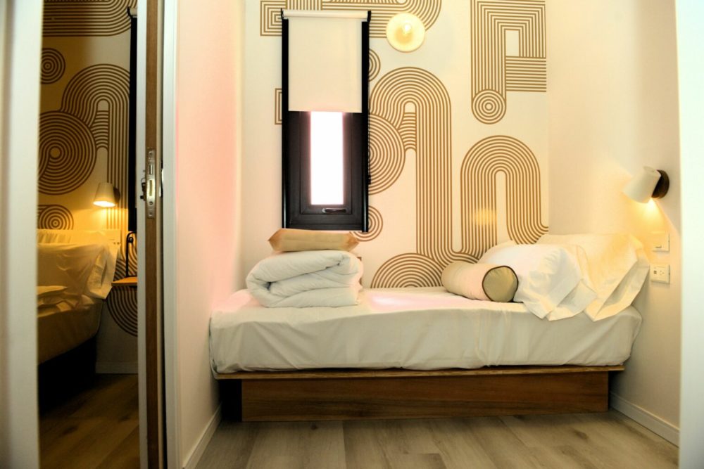 my-pod-ezeiza-habitacion-1536x1025-1-1000x667 - Ahora puedes dormir en cápsulas dentro del aeropuerto de Buenos Aires