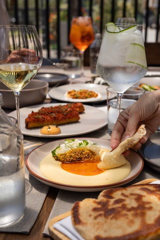 Mess_Cocina_Medio_Oriente2-666x1000 - Mess: un viaje gastronómico por Medio Oriente