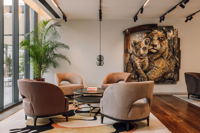 TAL-martinhal-lisbon-oriente-interior-lounge-FAMLISBON1223-b072bbe17a7e440ca4aec1d6e9659ee2 - Este hotel familiar en Lisboa cuenta con magníficas habitaciones estilo apartamento y el mejor club infantil que jamás hayamos visto