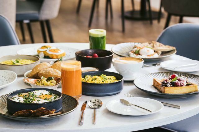 TAL-terrace-breakfast-martinhal-lisbon-oriente-FAMLISBON1223-6b9e257b0103495bb2433fe67e6b6f05 - Este hotel familiar en Lisboa cuenta con magníficas habitaciones estilo apartamento y el mejor club infantil que jamás hayamos visto