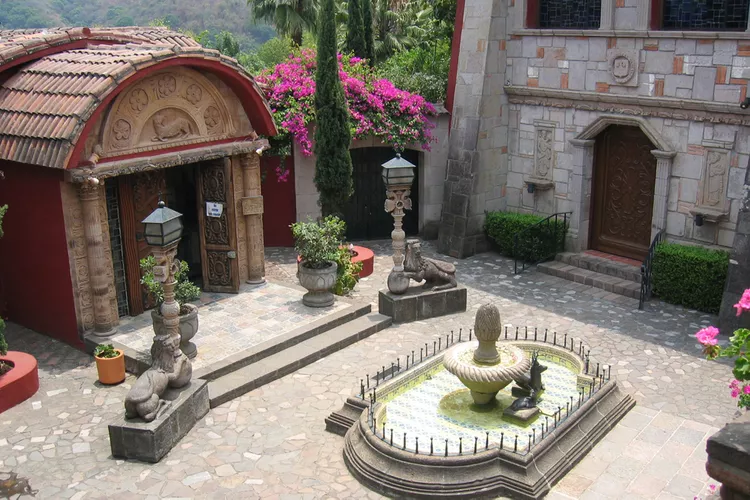 TAL-valle-de-bravo-RETIREMX1123-751cb9f31b0b47778cda3673b362351d - Lugares para jubilarse en México, estos son los 9 mejores