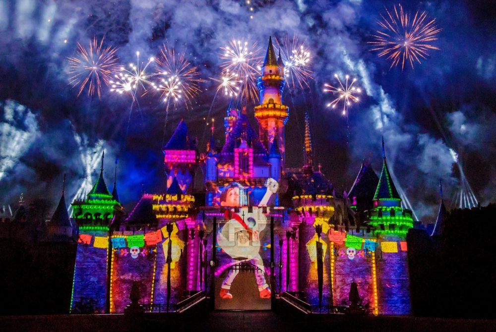 ¿Qué hacer en Disneyland Resort? Este es el calendario de eventos 2024
