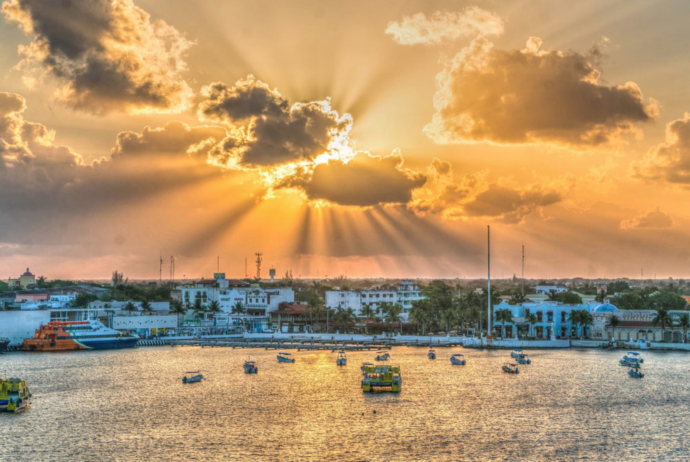 Amanecer-en-Cozumel-1000x670 - Top 8 lugares de Cancún para ir sin auto
