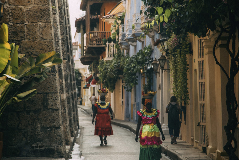 Medellin-Colombia-Por-Dentro-1000x670 - Viajar a Colombia: los 7 mejores planes para hacer solo