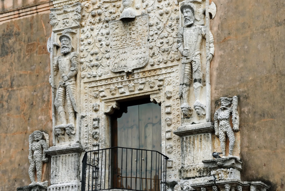 Merida-Mexico-1000x670 - Guía de viaje: 3 ciudades coloniales para conocer en Yucatán