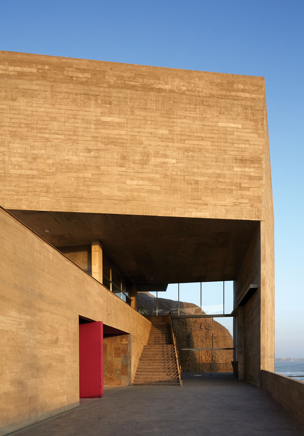 Museo-de-la-memoria-Lima5 - 5 museos de arquitectura deslumbrante en Perú