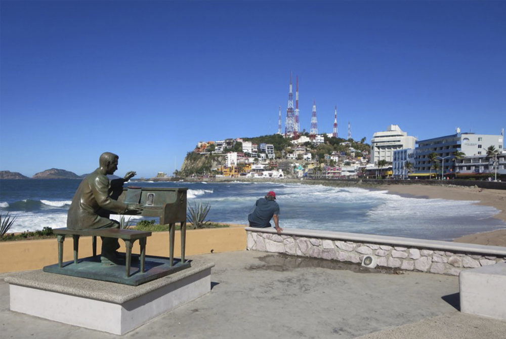 Playa-Olas-Altas-1000x670 - La romántica playa de Puerto Vallarta para celebrar con tu amor en San Valentín 2024