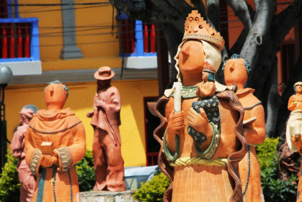 El pueblo con hermosos colores y preciosas artesanías a 3 horas de Bogotá