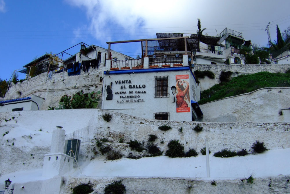 Sacromonte-Granada-1000x670 - Guía de viaje: 5 lugares fantásticos para conocer en Granada