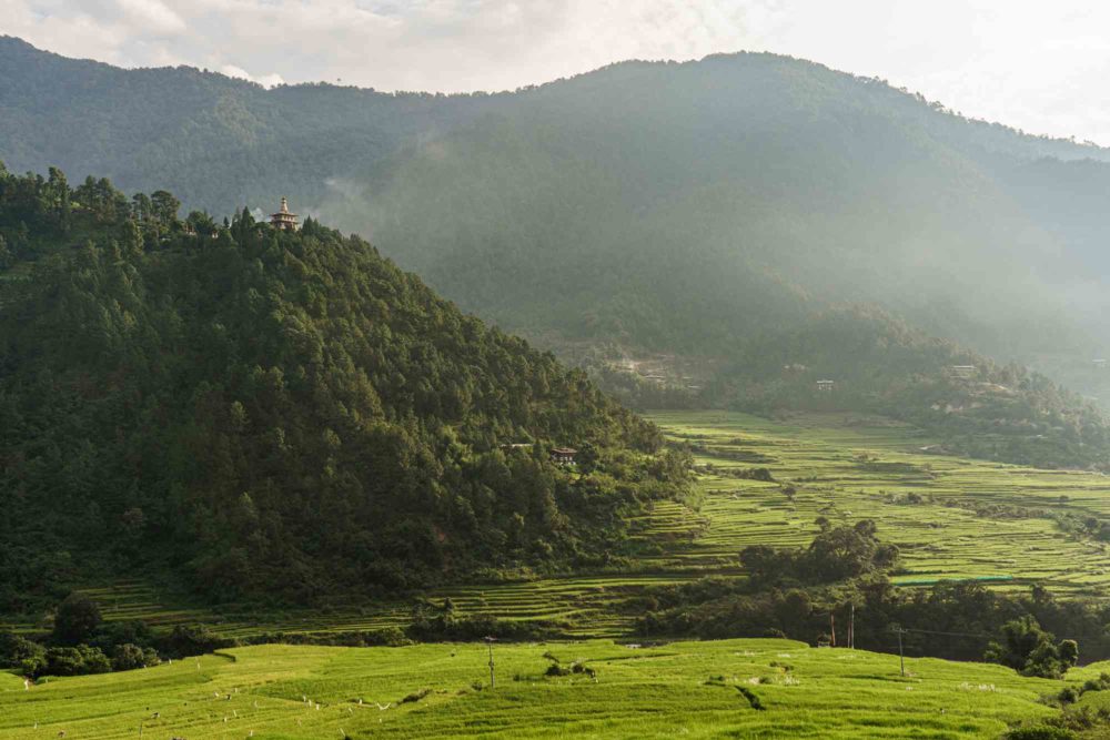 Este impresionante resort de 8 suites en Bután es uno de los hoteles nuevos más esperados de Asia, y fuimos de los primeros en hospedarnos