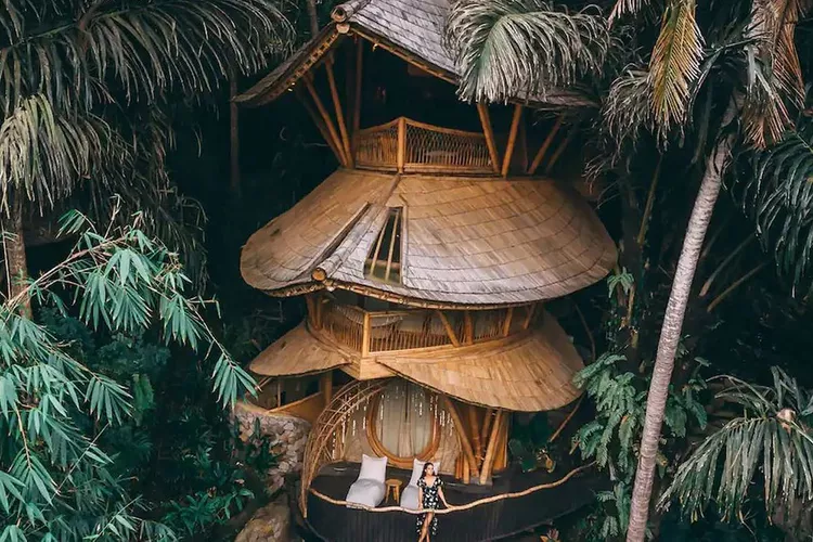 TAL-eco-bamboo-house-INSTABNB0124-357647a9659444328134e2791a47135b - Estos son algunos de los Airbnb más likeados en Instagram durante 2023