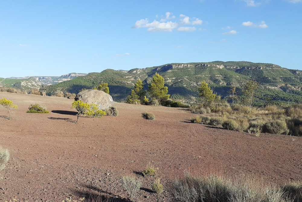Volcan-Cofrentes-1000x670 - El bonito pueblo con alucinantes paisajes y un castillo medieval ideal para llevar a los niños