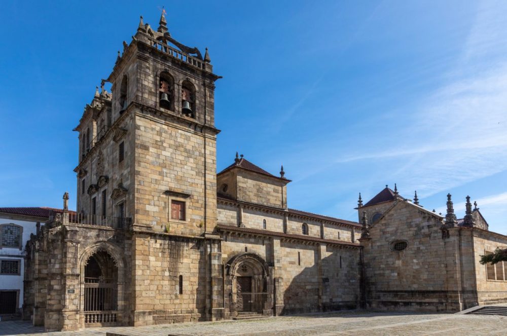 braga-portugal-catedral-1000x663 - Braga: "la Roma portuguesa" que no te puedes perder