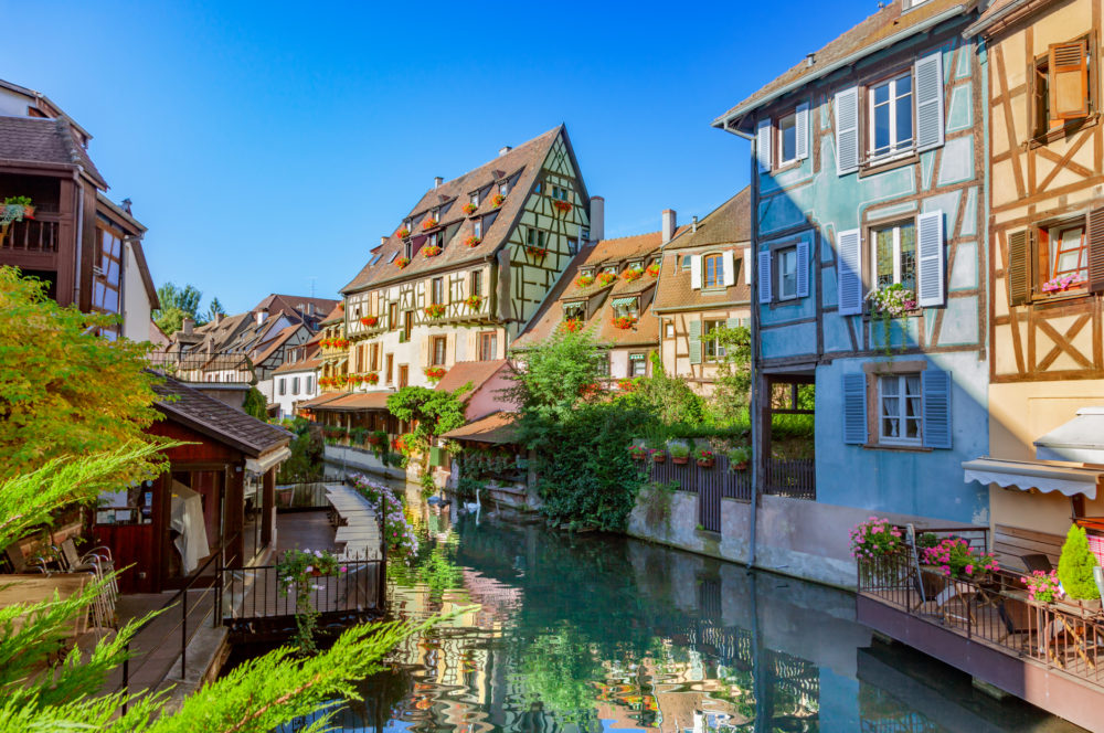 canal-en-colmar-francia-1000x664 - El «pueblo de La Bella y la Bestia» existe y está en Francia