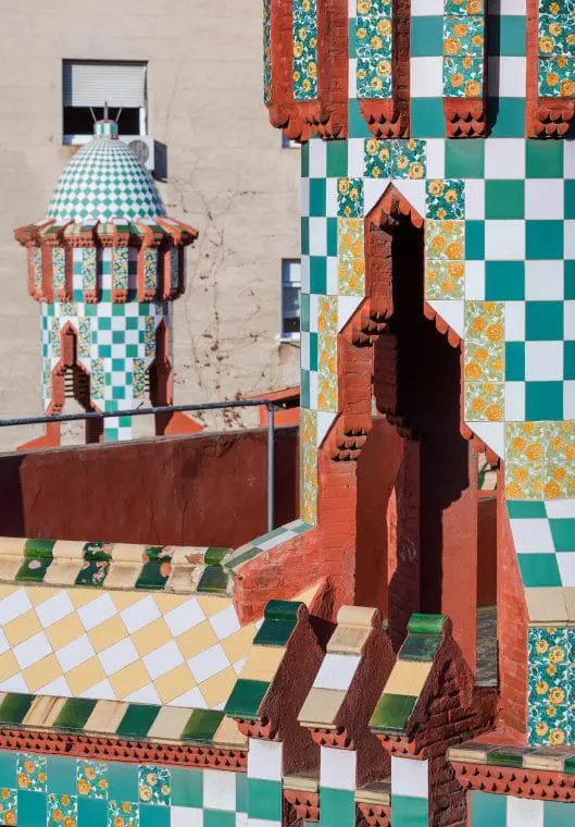 casa-vicens-barcelonq - Aquí vivieron 8 arquitectos famosos