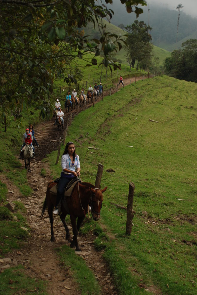 colombia-094-669x1000 - Recorre 15 de los pueblos cafeteros más auténticos del mundo