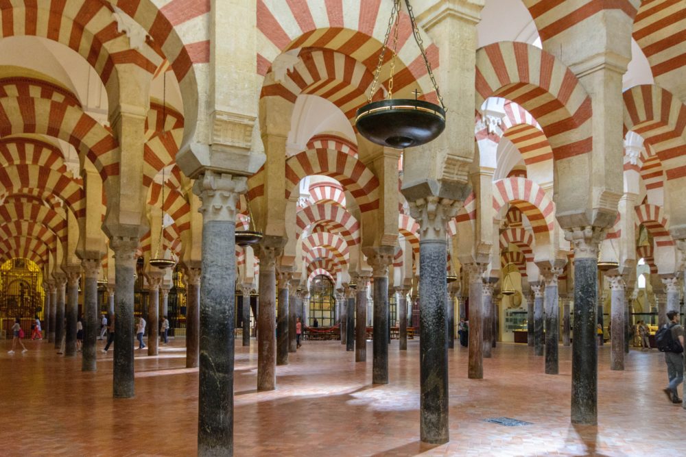 cordoba-mezquita-pixabay-1000x667 - Esta ciudad española es la que más Patrimonios de la Humanidad tiene en el mundo