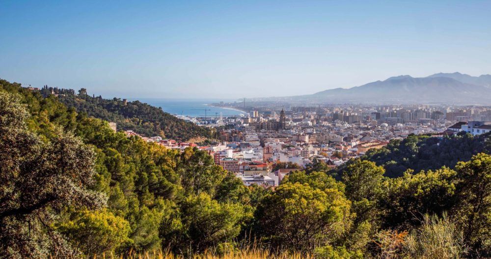 malaga-pixabay-turismo-viajes-1000x527 - La ciudad cercana a Málaga que es el mejor destino de España para viajar con tu mascota