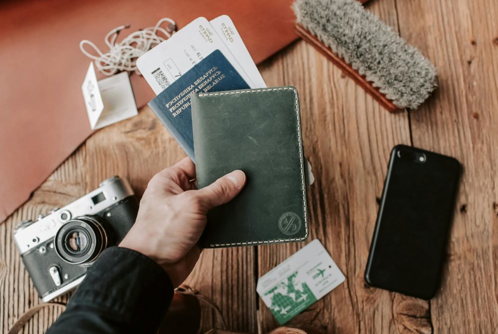 pasaporte-viajes-turismo-1000x670 - Qué es la Visa Dorada que otorga Estados Unidos y cómo tramitarla