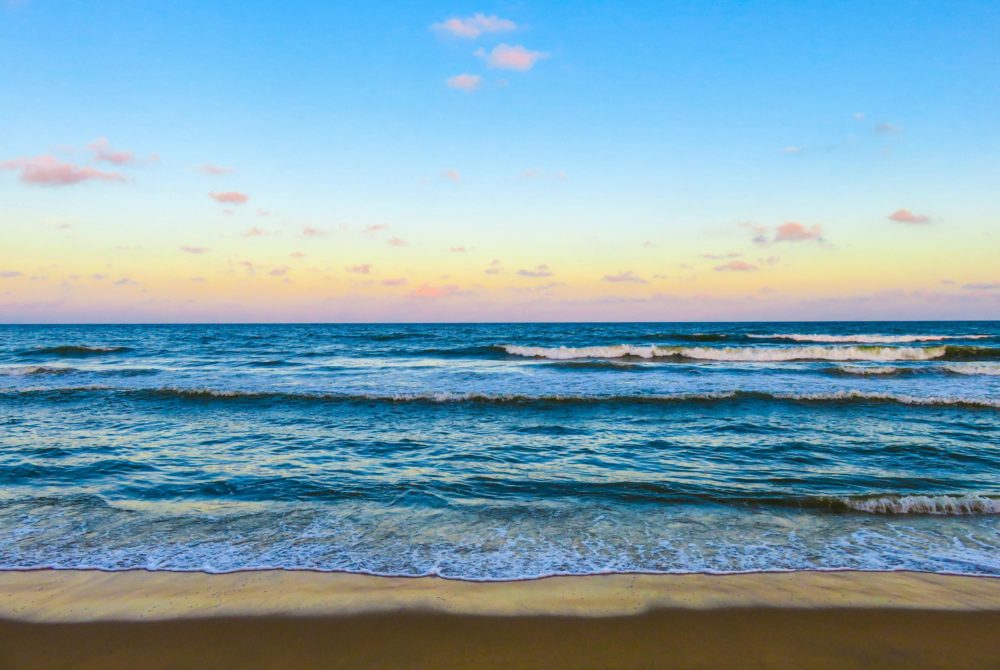 3 bellas playas de España para disfrutar del mar en invierno