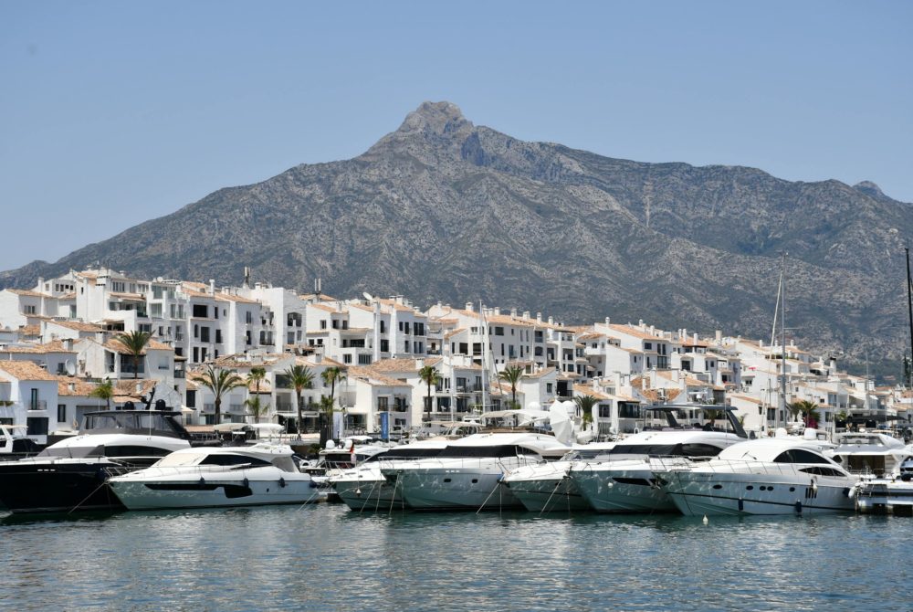 Marbella exclusiva: qué experiencias top puedes hacer en Puerto Banús