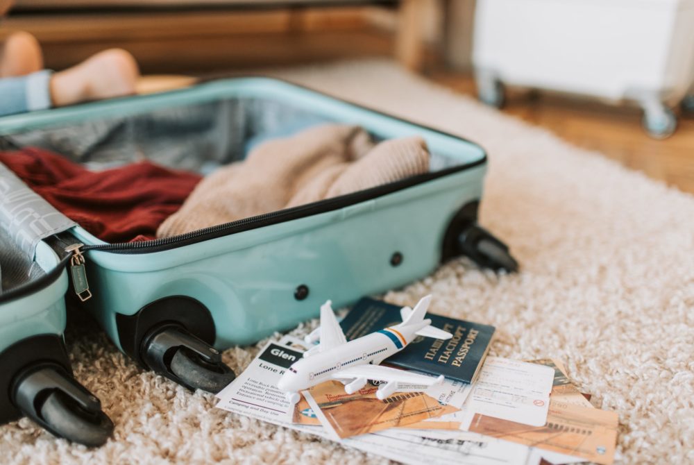requisitos-para-viajar-a-canada-para-ciudadanos-espanoles-turismo-viajes-visa-permiso-1000x670 - Turismo español: cuáles son los requisitos para viajar a Canadá desde España