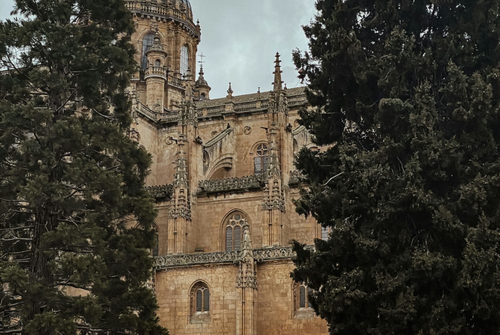salamanca-pexels-1000x670 - El pueblito escondido entre las montañas que es el más bonito de Salamanca