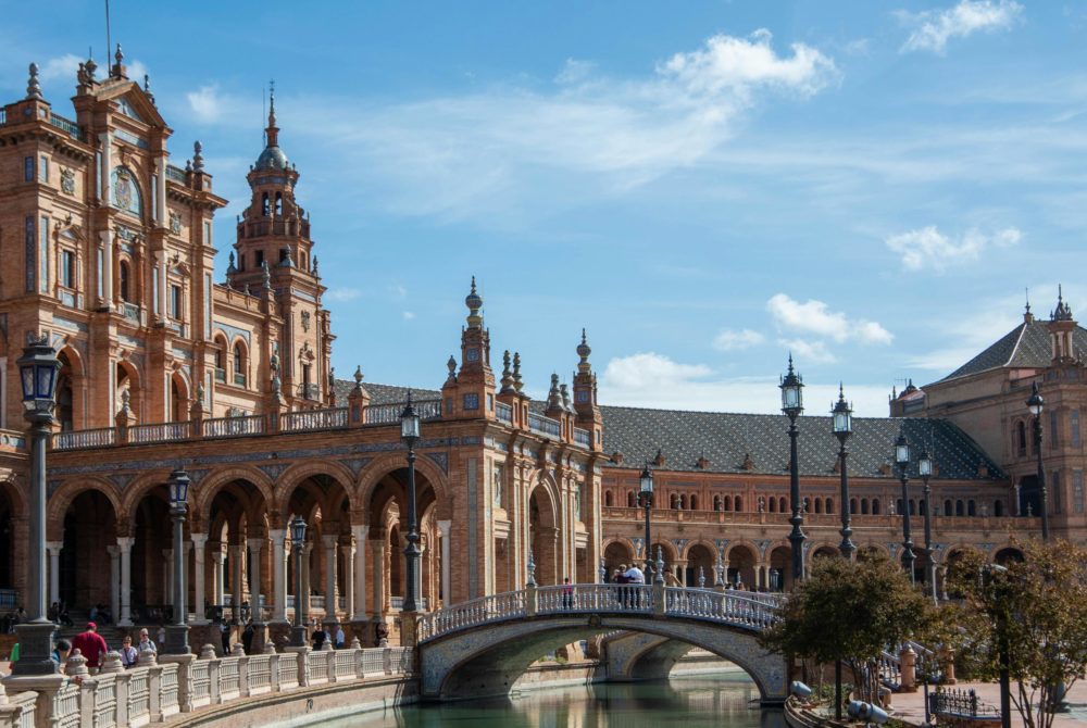 El pueblo de Sevilla que tiene la calle más bonita de Europa según la Unesco