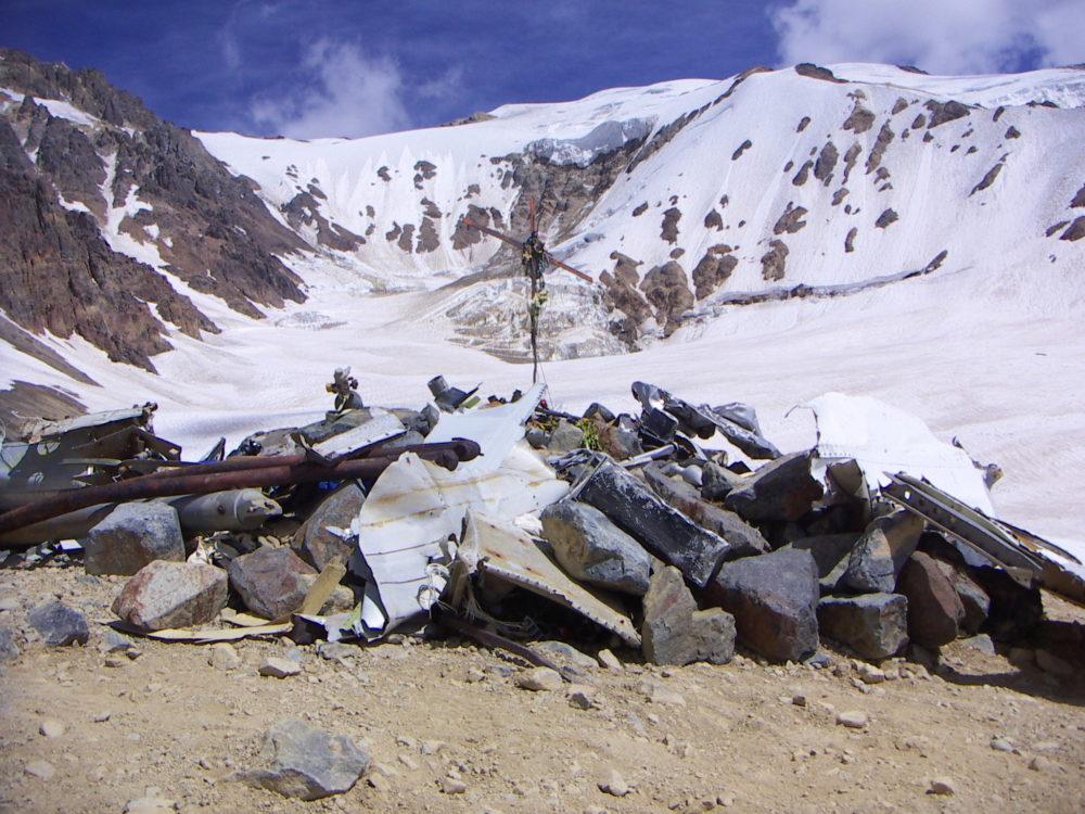 valle-lagrimas-sociedad-de-la-nieve-1000x750 - La Sociedad de la Nieve: cómo es la travesía para llegar al lugar donde se estrelló el avión de los uruguayos