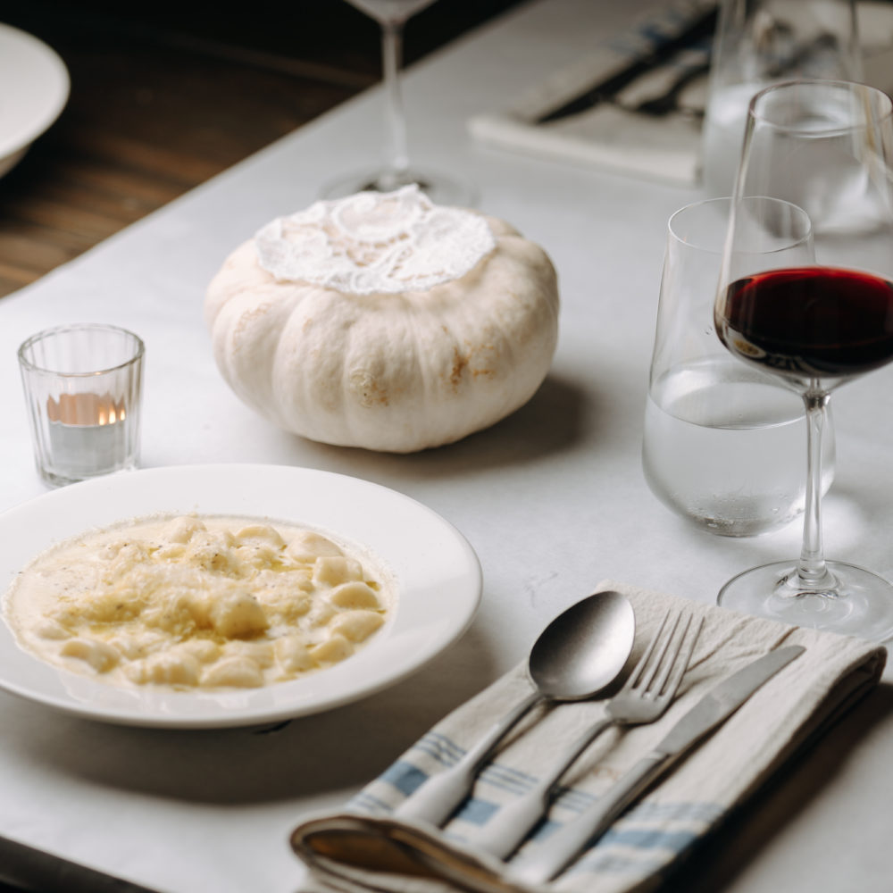 AYANA-POPUP-OLI-123-1000x1000 - Oli en Posada Ayana: una historia de cielos, pájaros y luces