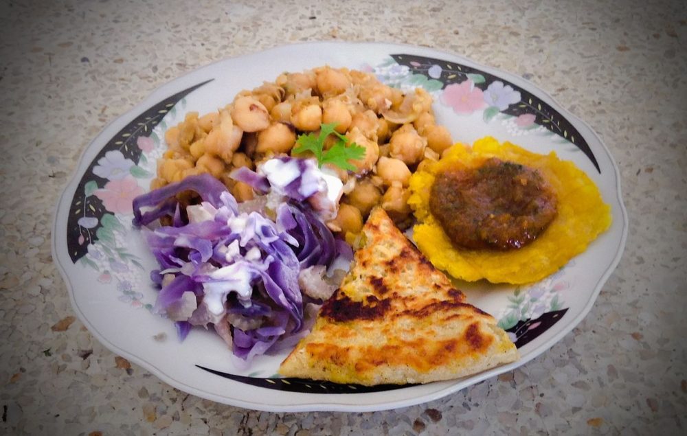 Buga-Gastronomia-Samuel-Rengifo-en-Wikimedia-Commons-1000x635 - El bonito Pueblo Patrimonio a 1 hora de Cali con exquisitos platillos y un Cristo redentor al que le atribuyen milagros