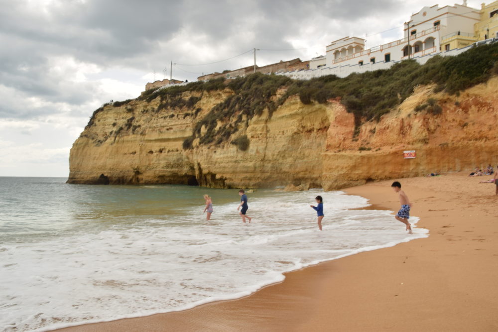 Carvoeiro2-1000x667 - Semana Santa: conoce las cautivantes playas del sur de Portugal