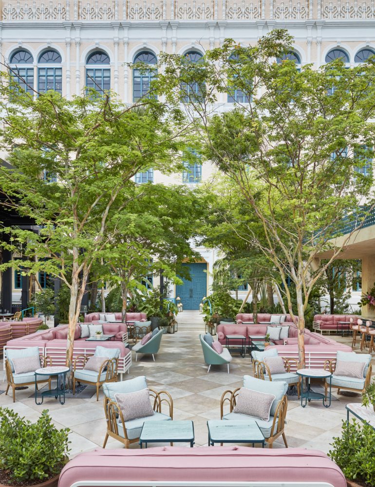 Casadonna-Outdoor-Credit_-Ngoc-Minh-Ngo-3-770x1000 - El nuevo hotspot de Miami que conquista paladares