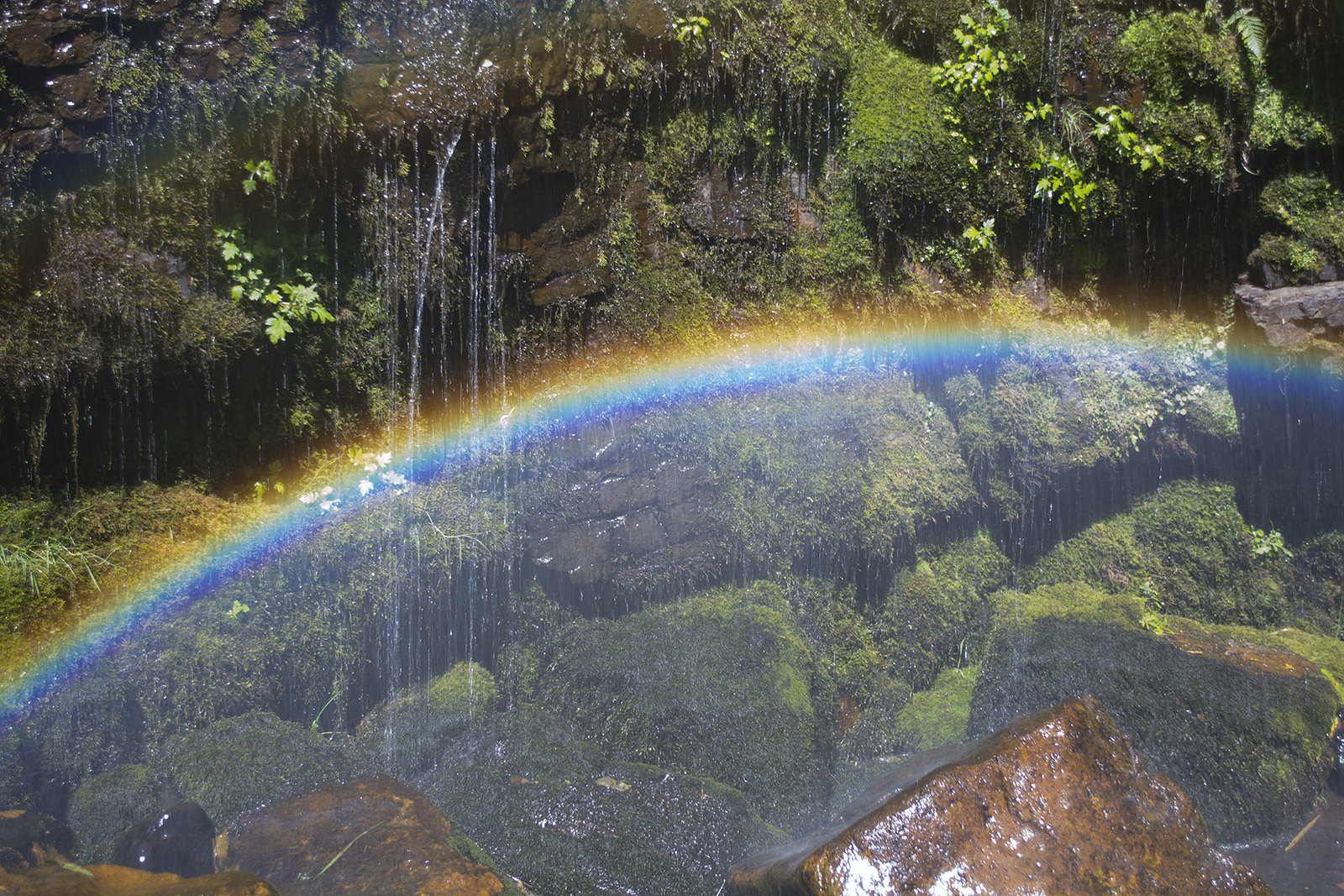 Este pueblito fue elegido como uno de los más hermosos del mundo por la Organización Mundial del Turismo, está a 2 horas de Bogotá y tiene una cascada de ensueño