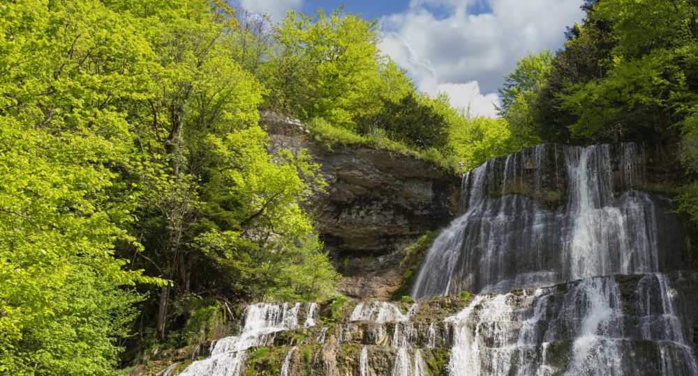 El Pueblo Mágico rodeado de cascadas y cafetales, con flores todo el año y preciosas casitas coloniales