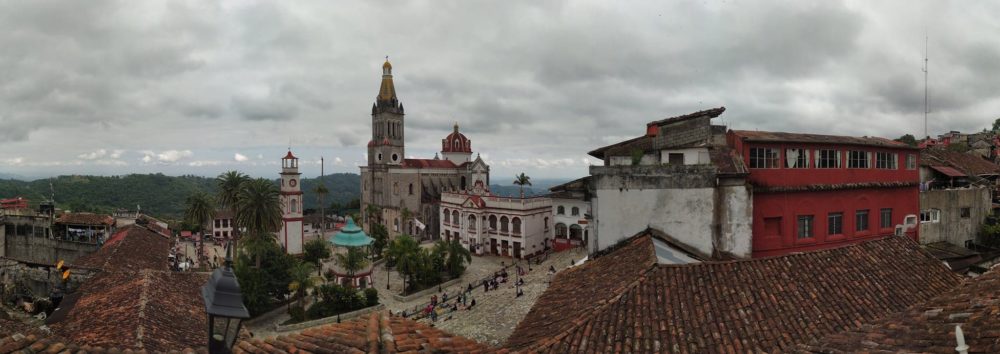 CuetzalandelProgreso-Wikimediacommons-AshleyCelicGarciaLeyte-1000x354 - Este Pueblo Mágico fue reconocido como uno de los más bonitos del mundo por la Organización Mundial del Turismo y tiene importantes raíces indígenas