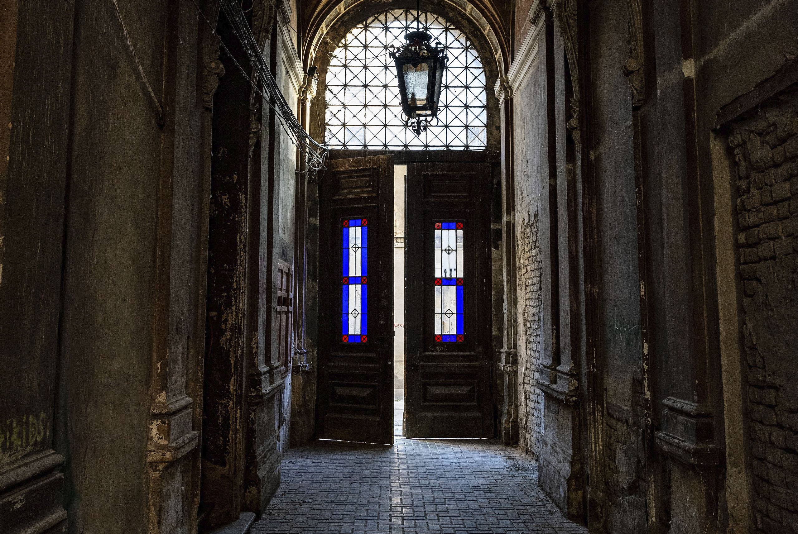 El precioso pueblito a 30 minutos de Toledo que alberga un imponente castillo en el que vivió Isabel la Católica