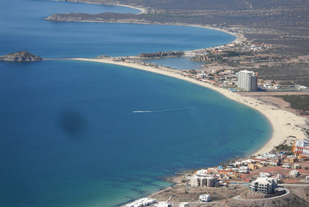 Playa-de-Los-Algodones-1000x670 - Esta preciosa playa de Sonora tiene aguas celestes, arenas blancas y no puedes perdértela