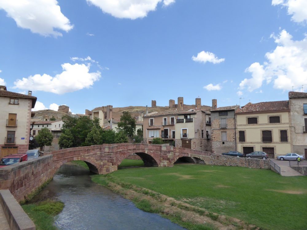 Puente_Viejo_Molina_de_Aragon_05-1000x750 - El hermoso pueblito a 2 horas de Madrid con un impresionante castillo al que se puede conocer por dentro