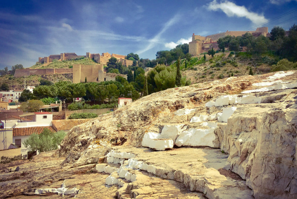 Sagunto2-1000x670 - El hermoso pueblo histórico a 30 minutos de Valencia para visitar en pareja