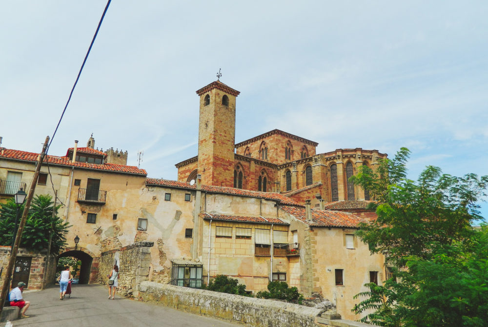 Siguenza-Espana-1000x670 - La Organización Mundial del Turismo eligió este pueblo de Guadalajara como uno de los más bellos del mundo